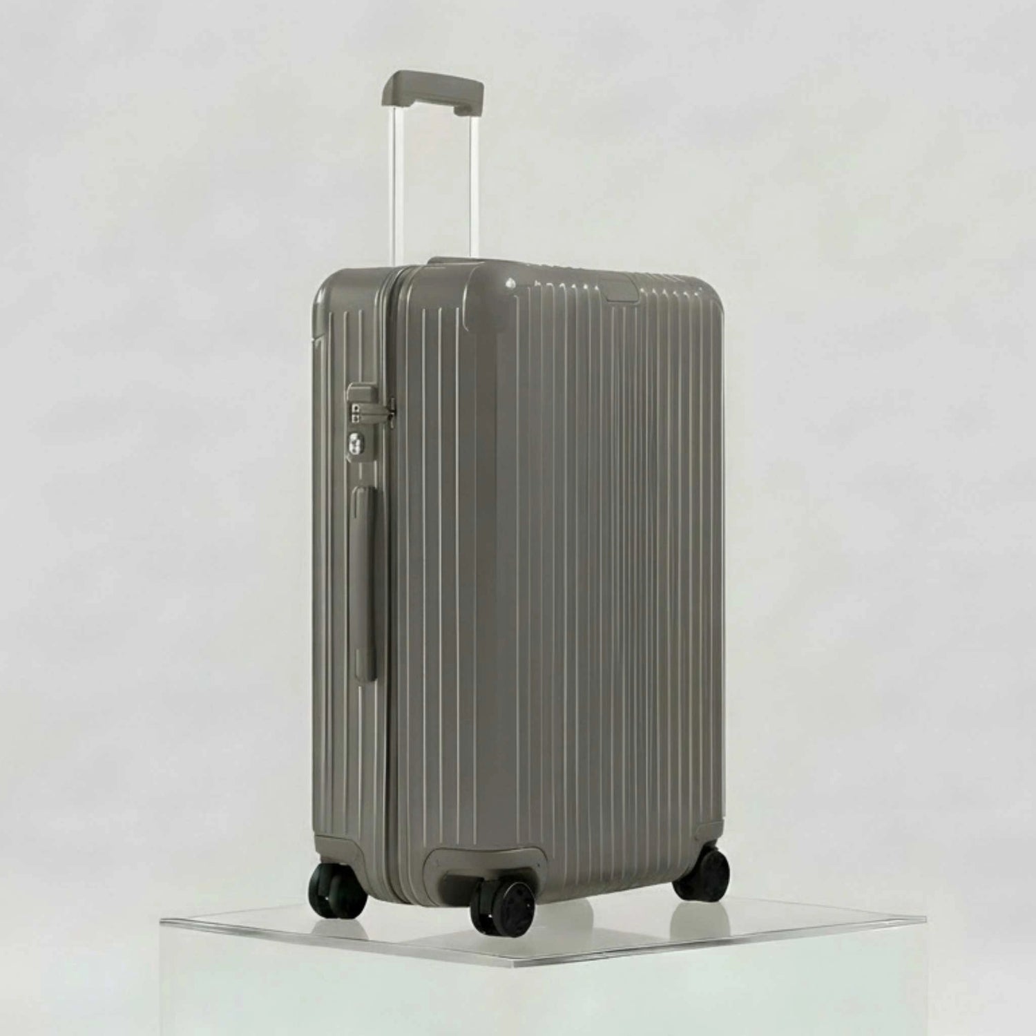Rimowa Essential Check In L, Gloss Grey, Side
