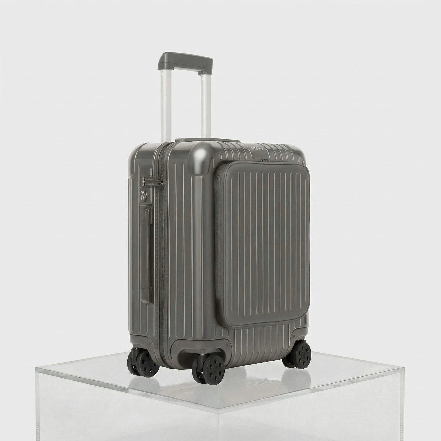 Rimowa Essential Sleeve Cabin Plus, Grey, Full