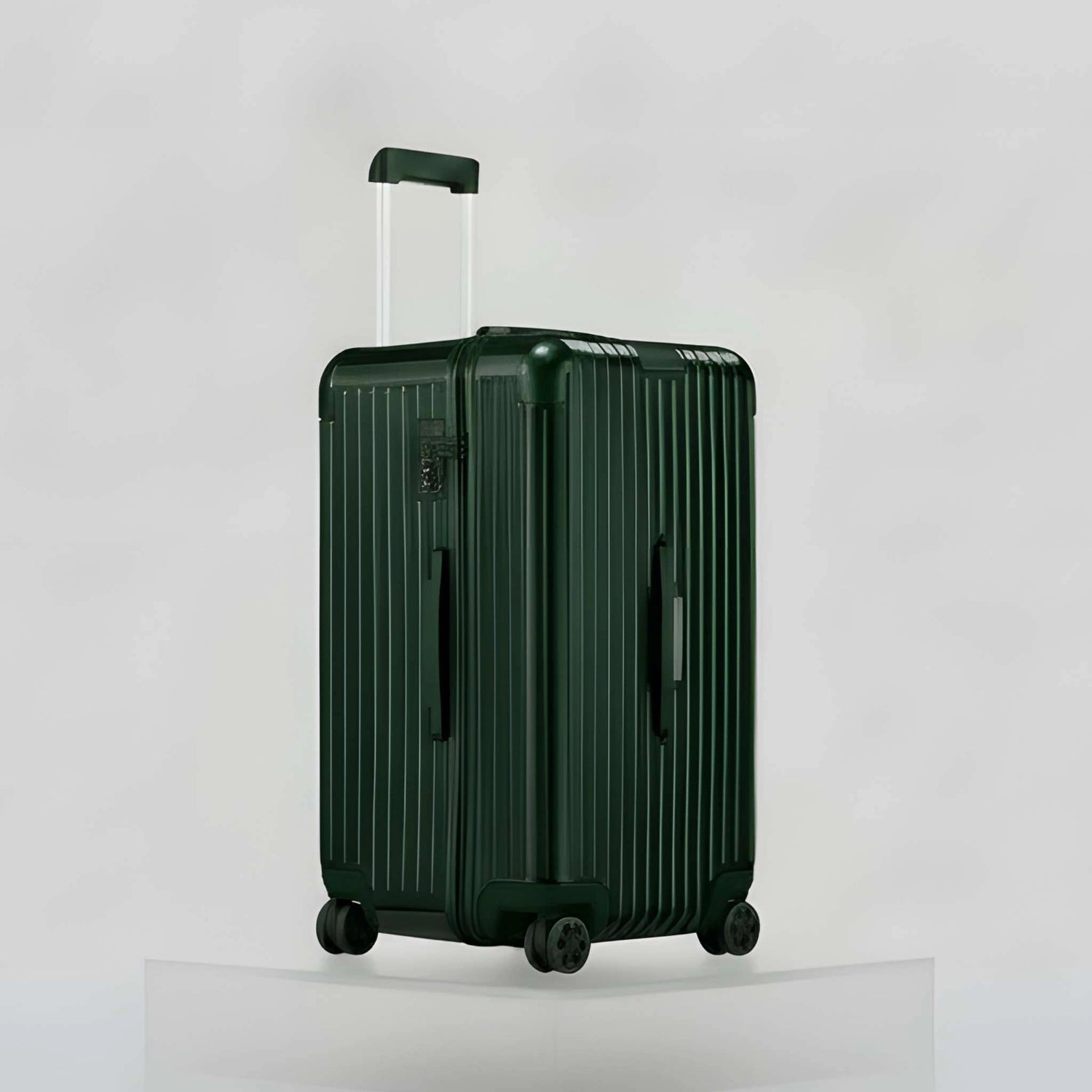 Rimowa Essential Trunk, Green, Full, Studio