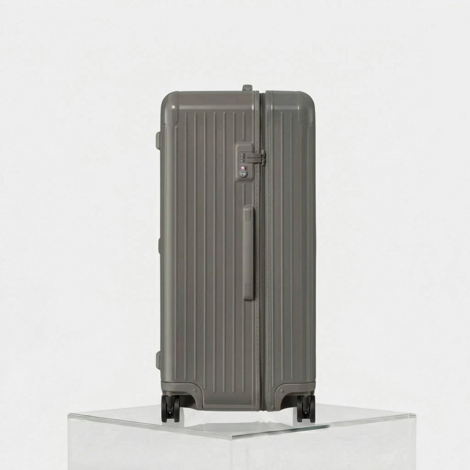 Rimowa Essential Trunk Plus, Grey, Studio, Side