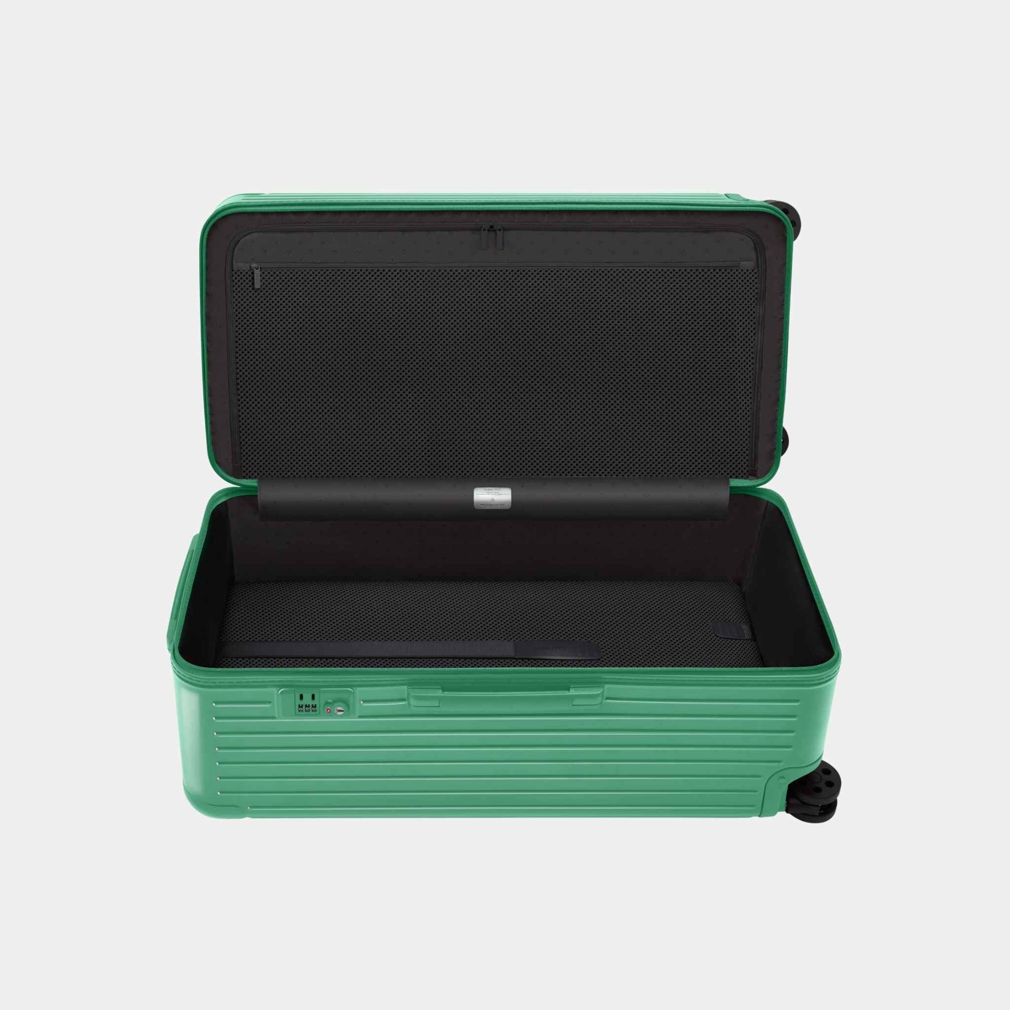 Rimowa Essential Trunk Plus Verde, Open