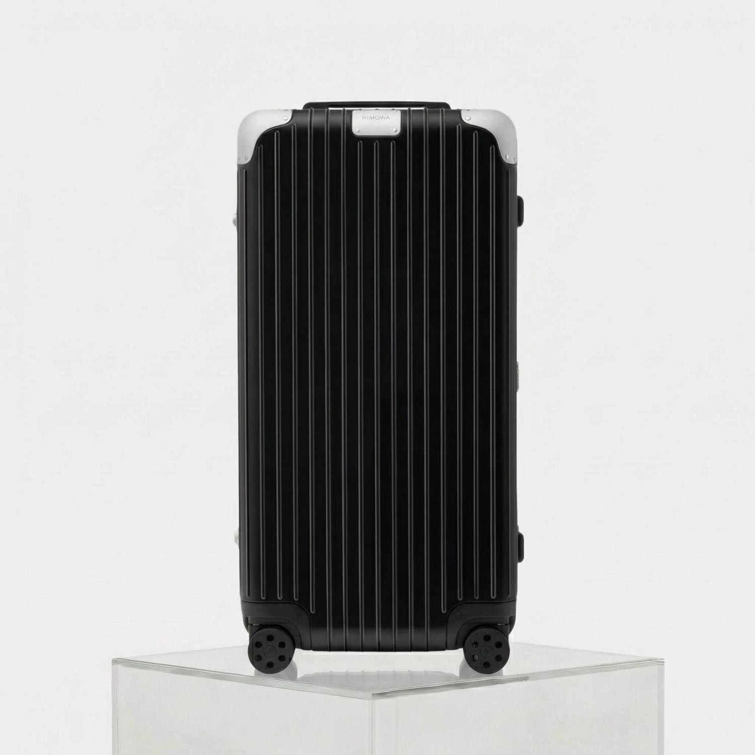 Rimowa Hybrid Trunk Plus, Matte Black, Front