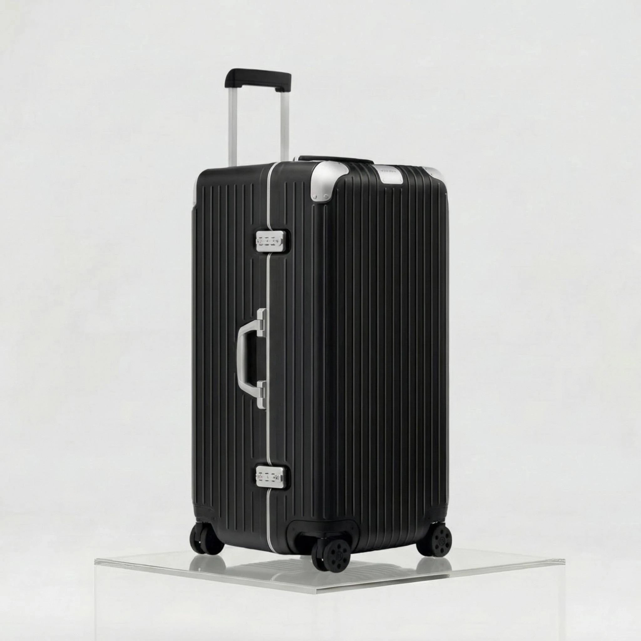 Rimowa Hybrid Trunk Plus, Matte Black, Side