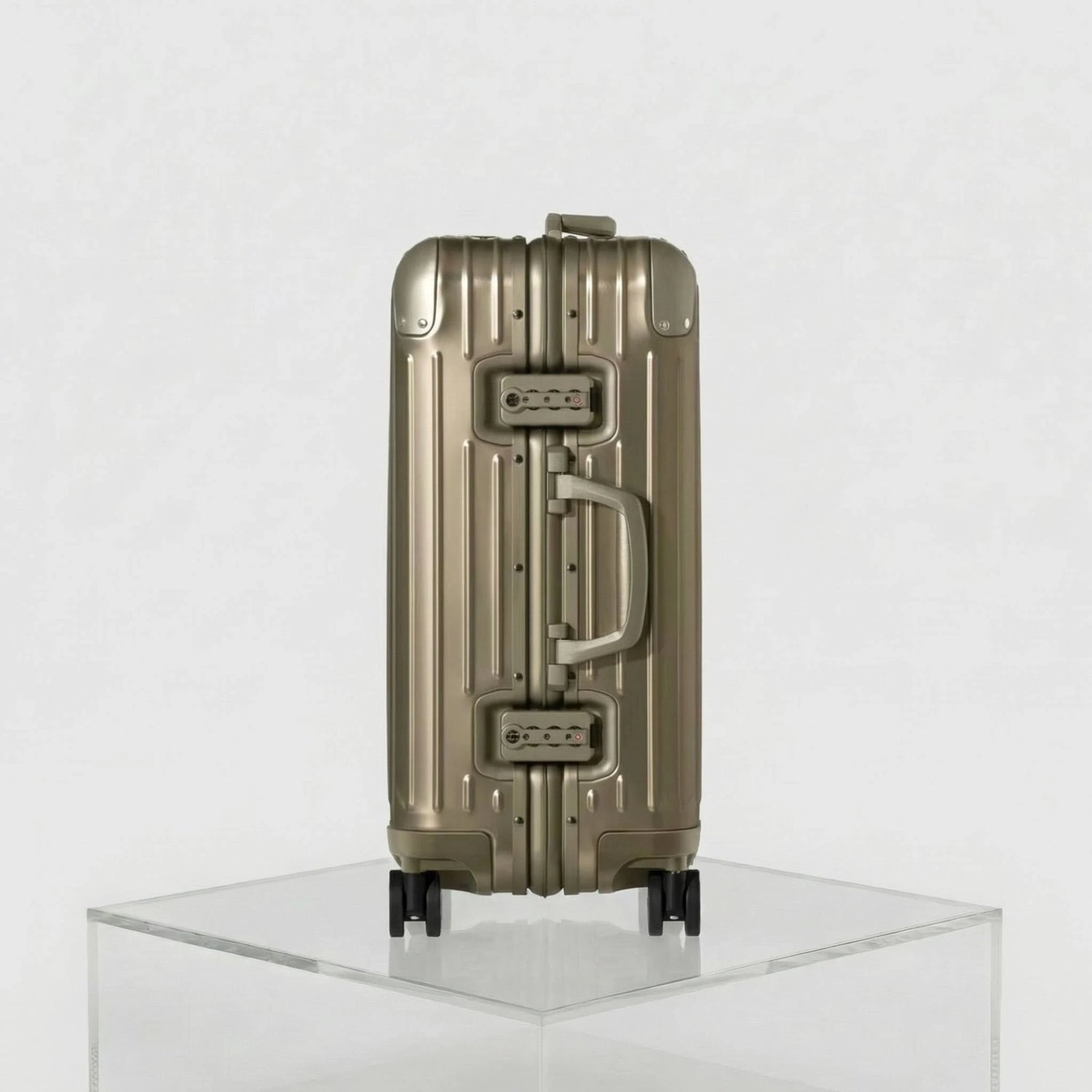 Rimowa Original Cabin Plus, Titanium, Side