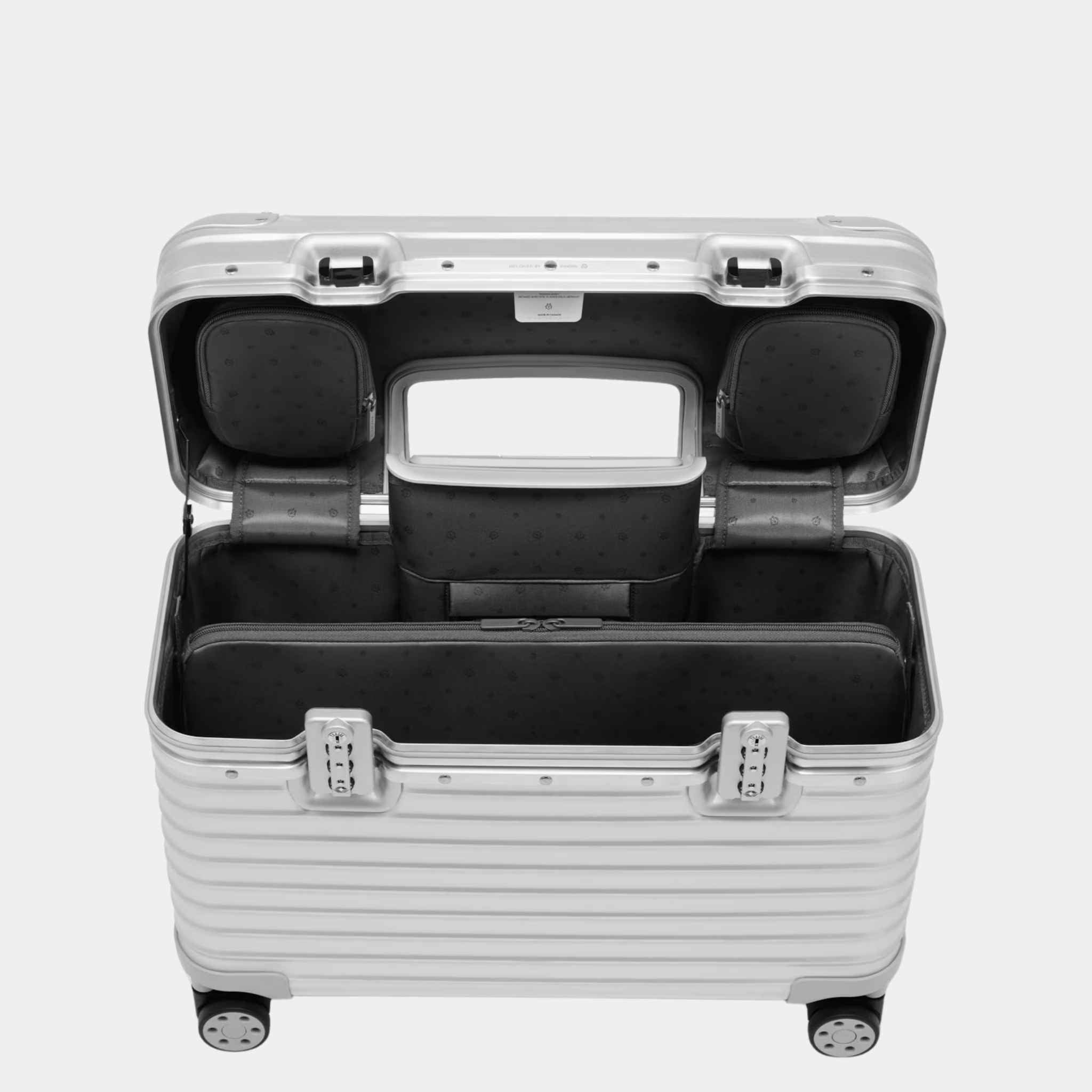 Rimowa Pilot Case, Inside