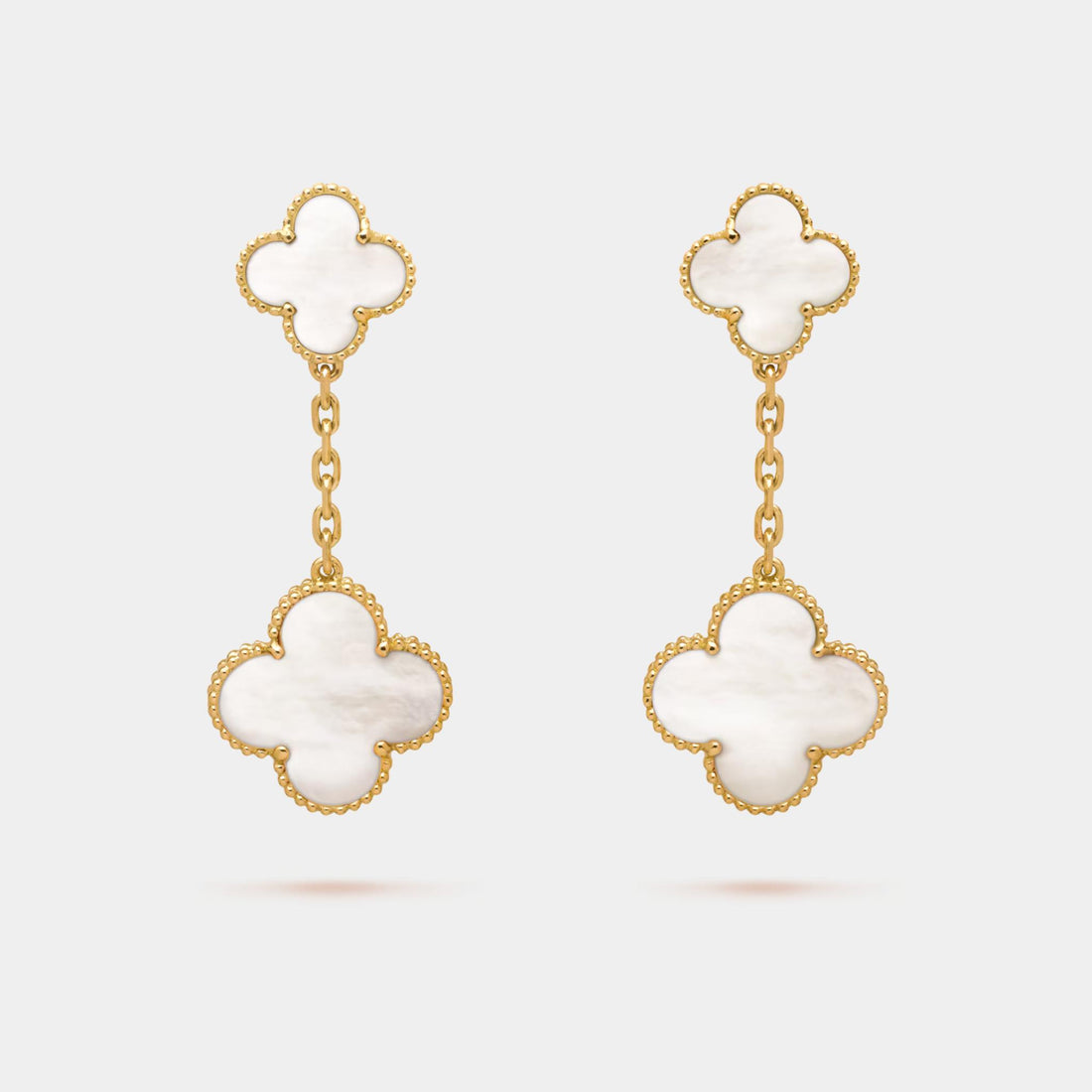 Van Cleef & Arpels Magic Alhambra earrings 2 Motifs Gold With Pearl, Front