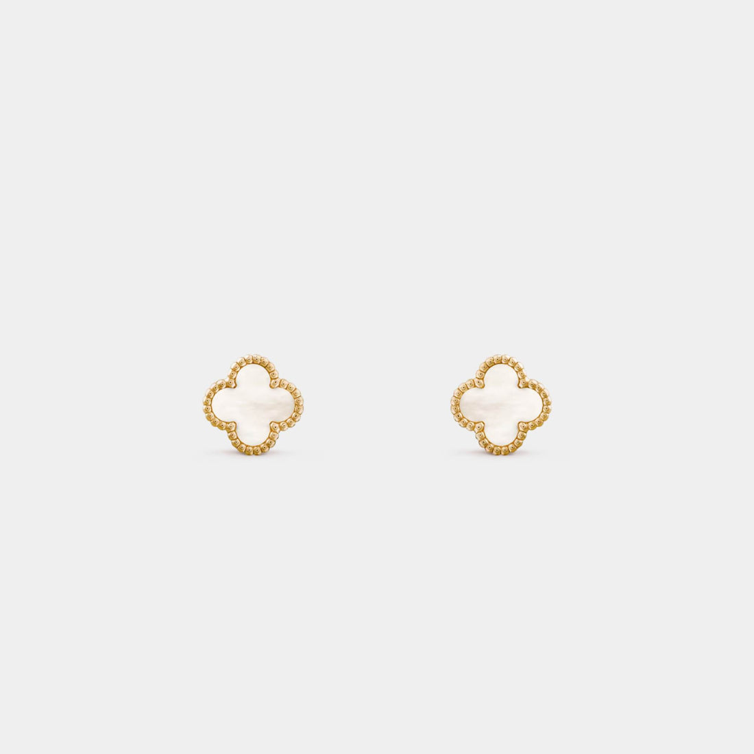 Van Cleef & Arpels Sweet Alhambra Earstuds Yellow Gold Mother Of Pearl, Front