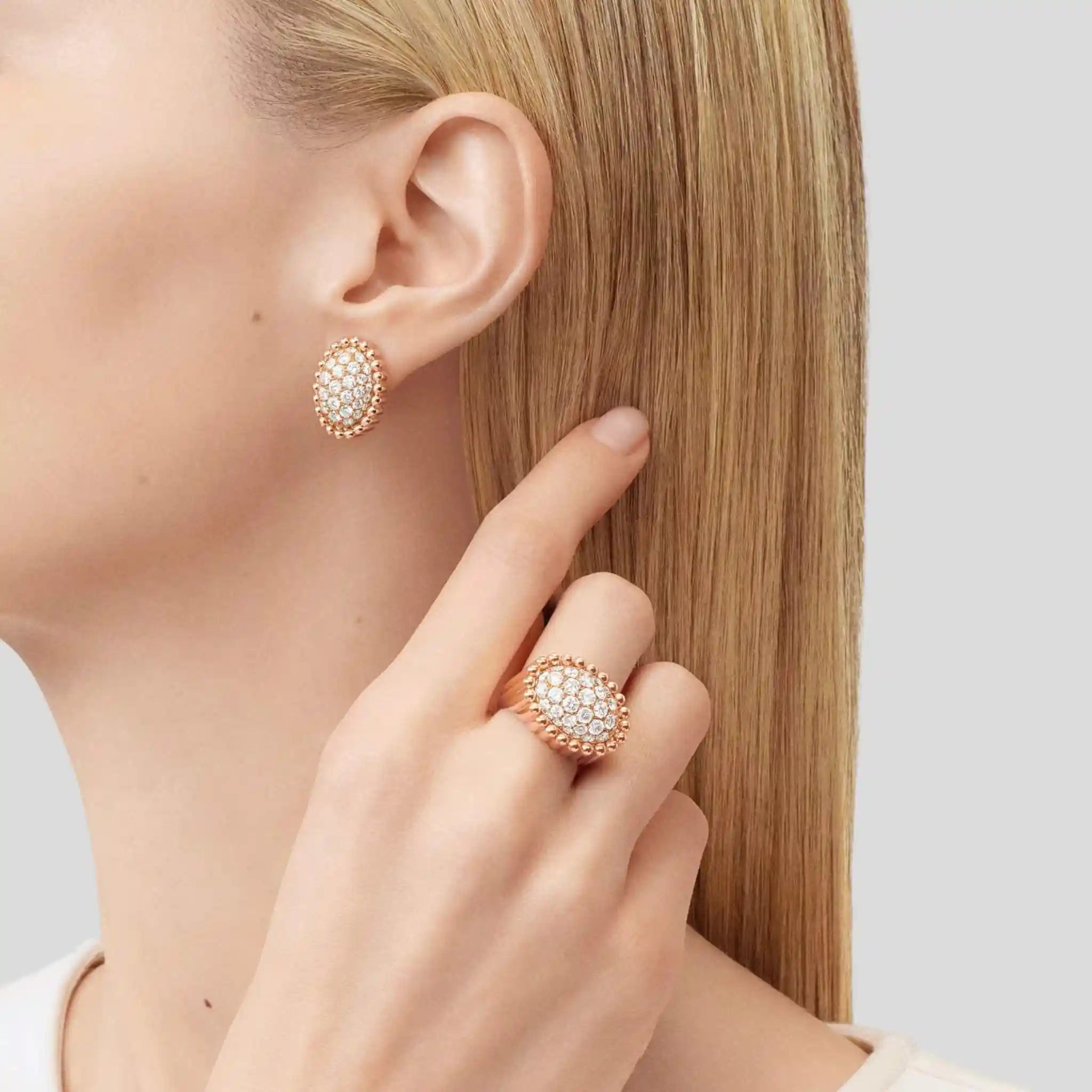 Van Cleef &amp; Arpels Perlée Diamonds Pavé Earrings Rose Gold Diamond, Model