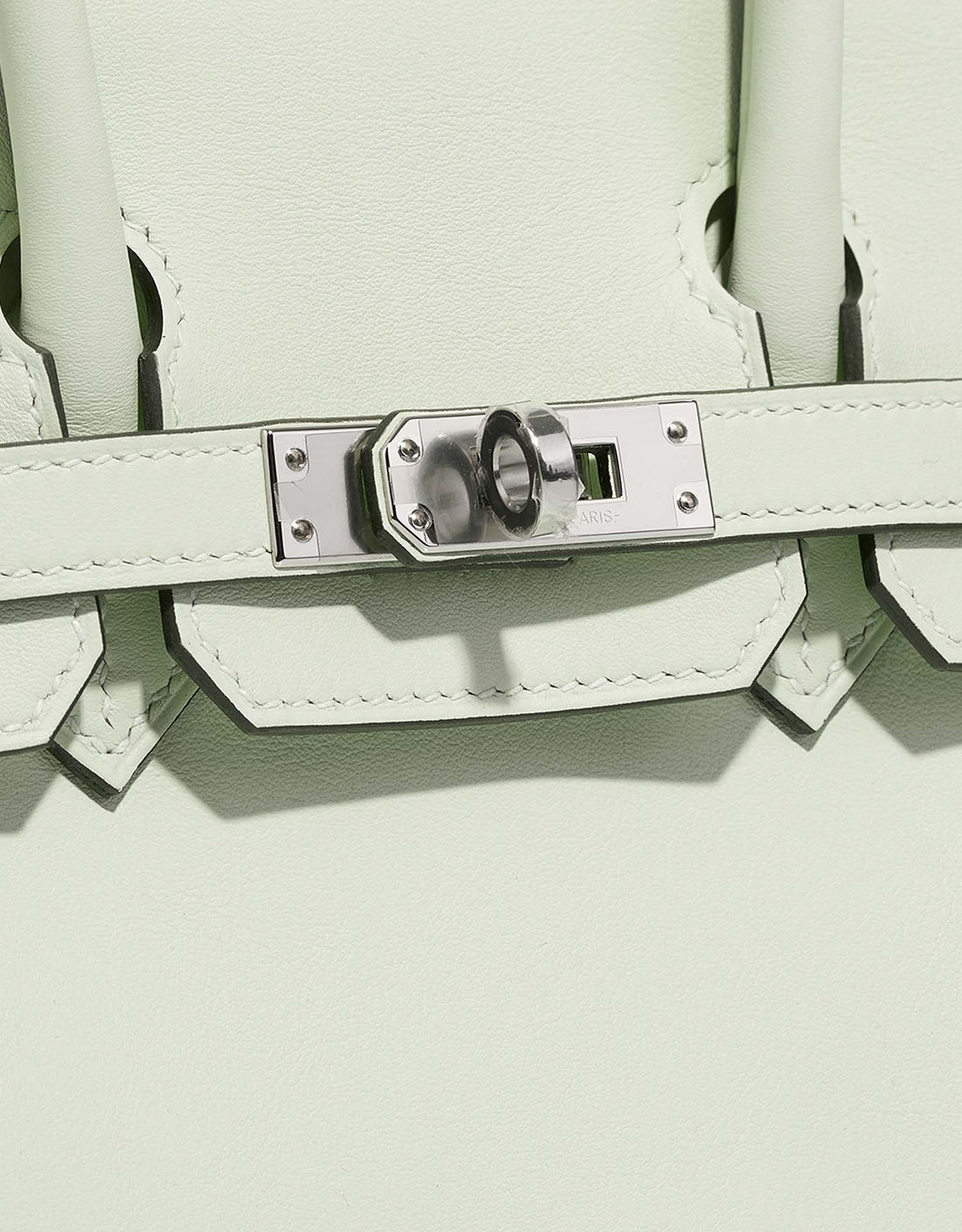حقيبة Birkin 25 من جلد Swift باللون Vert Fizz
